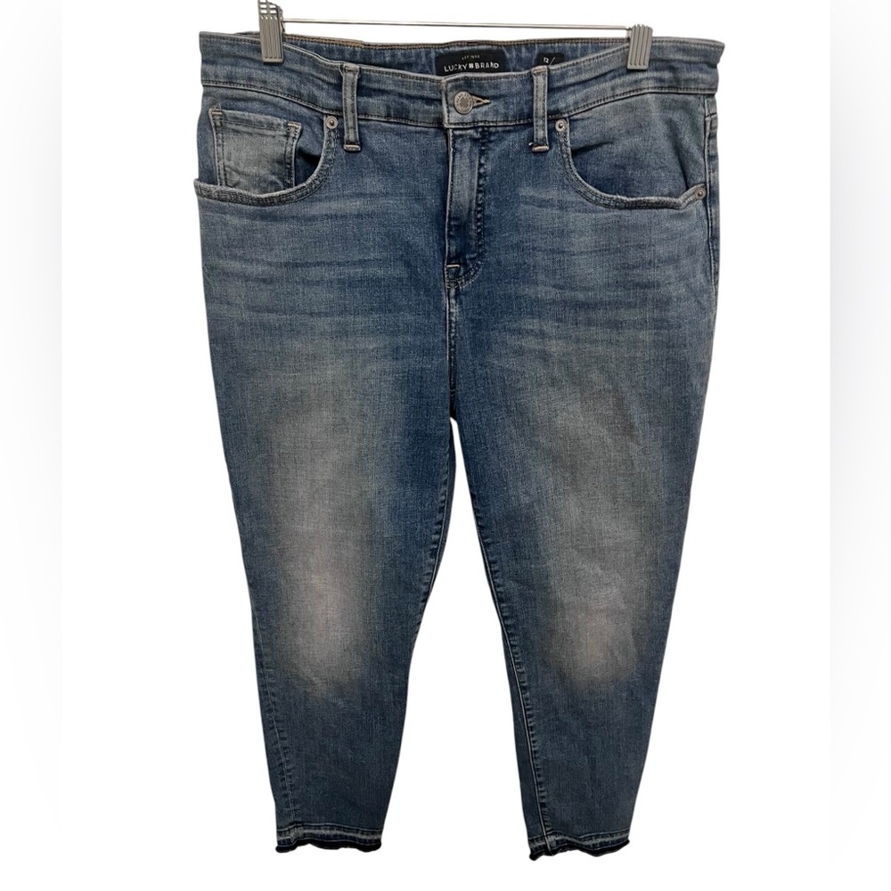 Lucky Brand Women’s Ava Skinny Blue Jeans. EUC